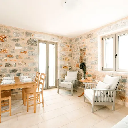 Villa Dioni Thio