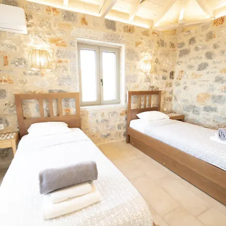 Villa Dioni Thio Pirgos (Mani)