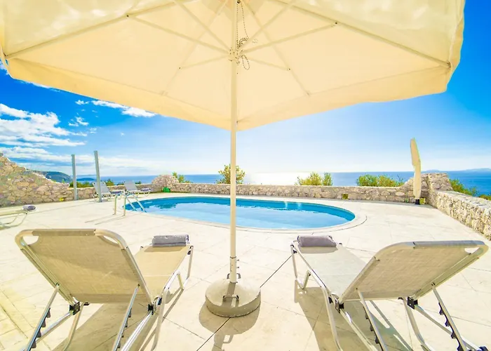 Dioni Thio * Pirgos (Mani)