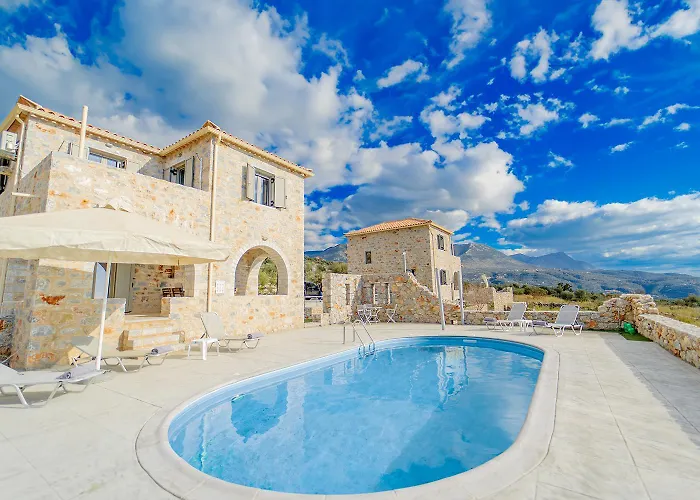 Dioni Thio * Pirgos (Mani)